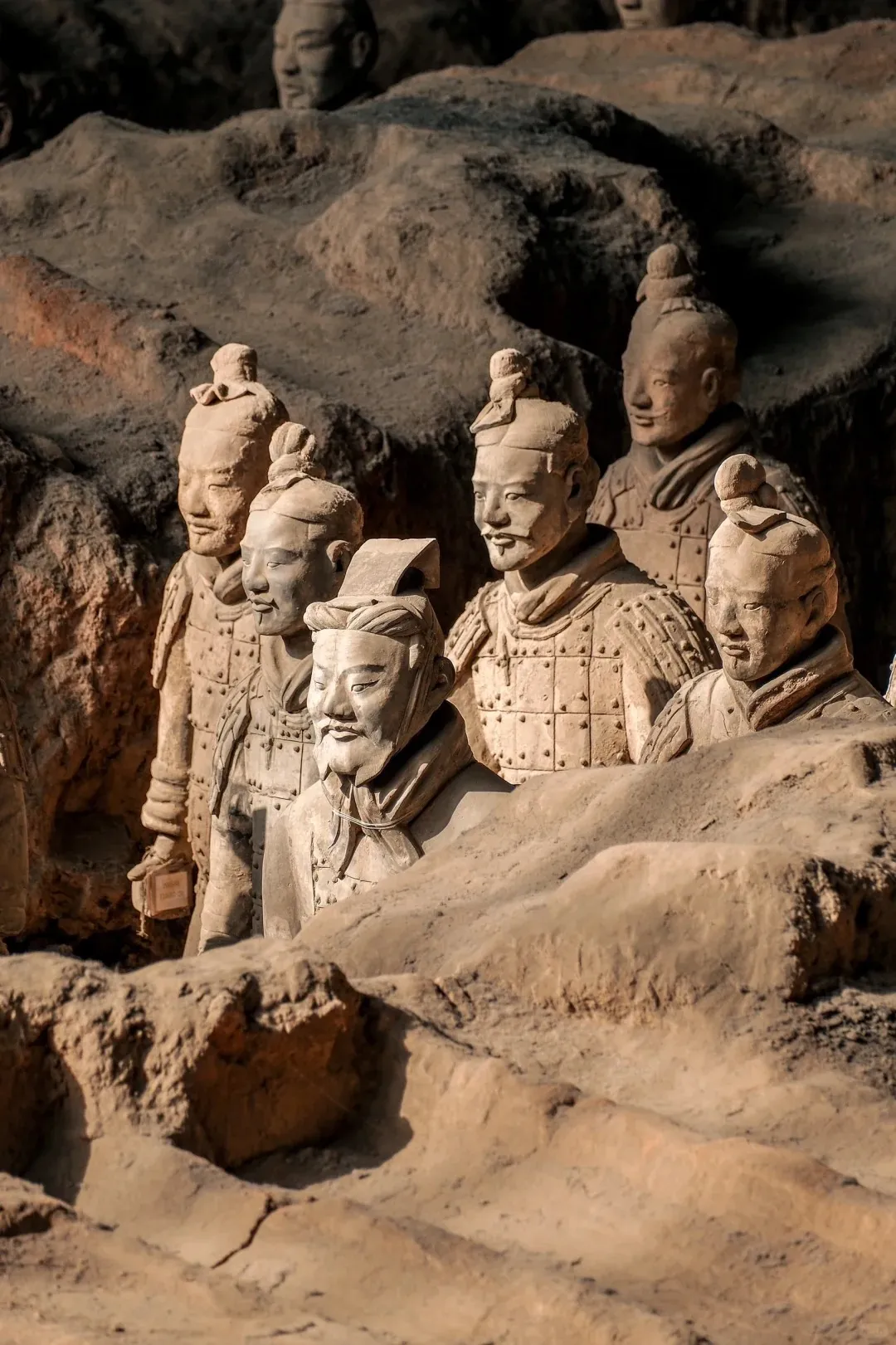 Rows of terracotta army soldiers